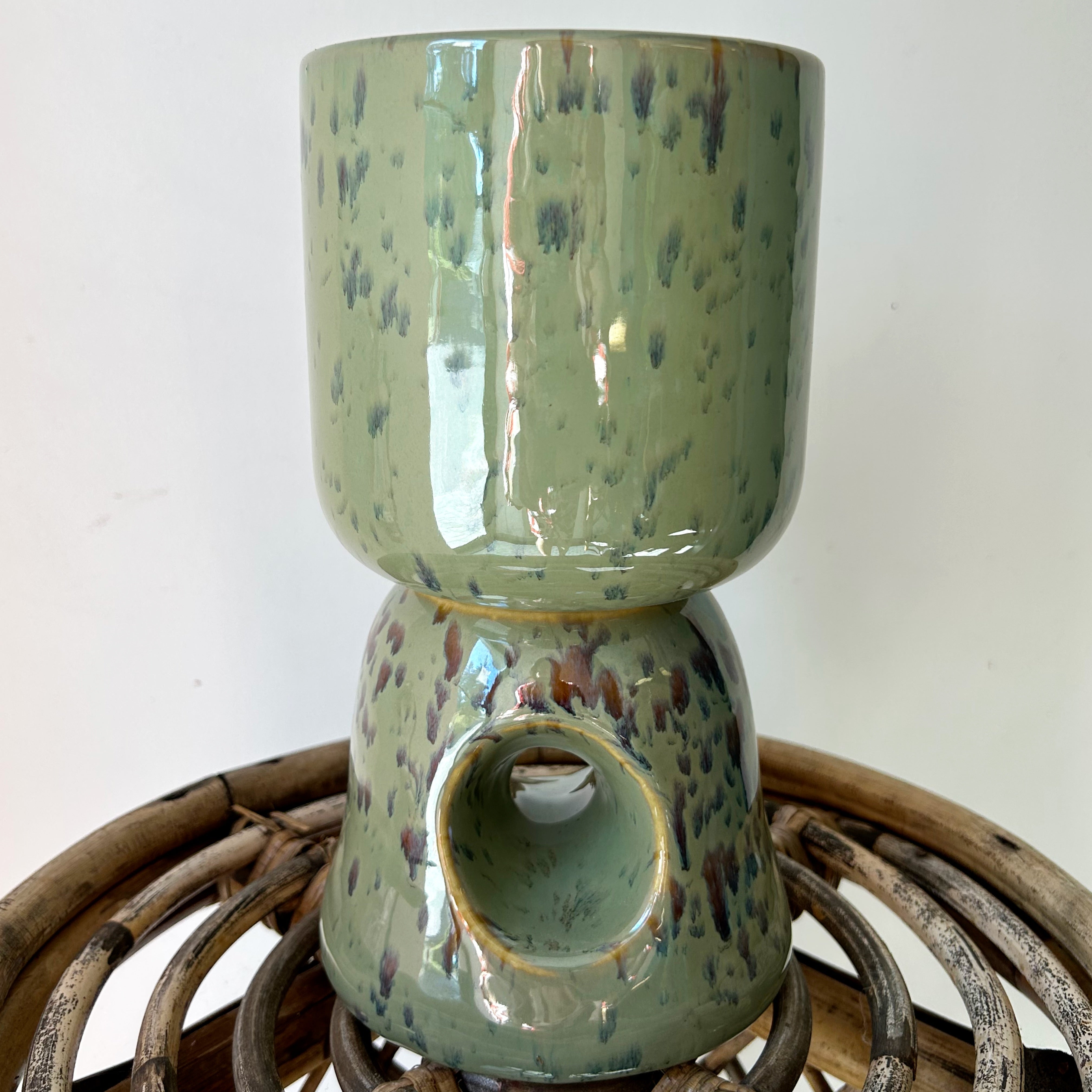 ELYSIAN decorative raised pot (4.5”x9”)