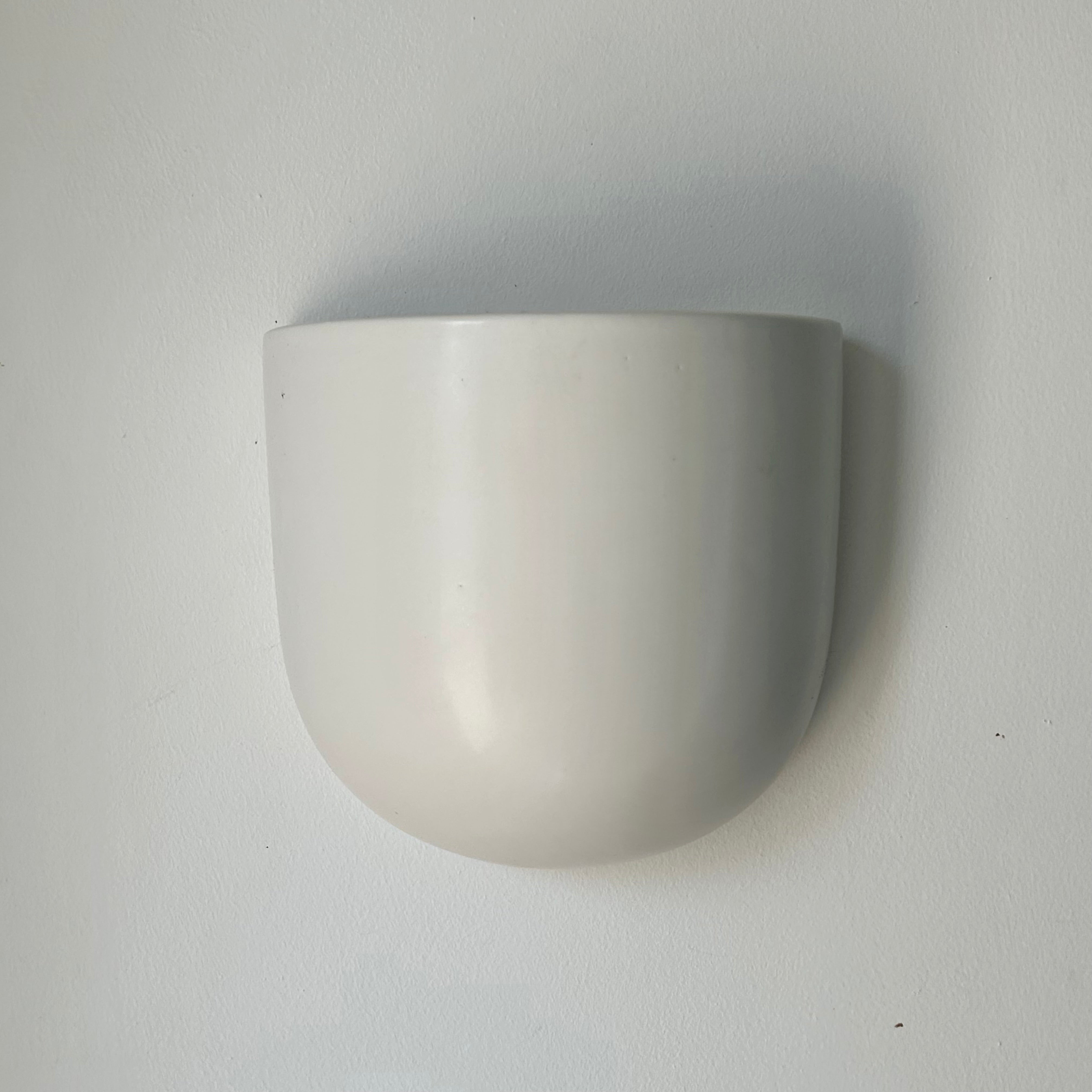 Modern Ceramic Wall Pocket MATTE WHITE (7"X3.75"X6.75)
