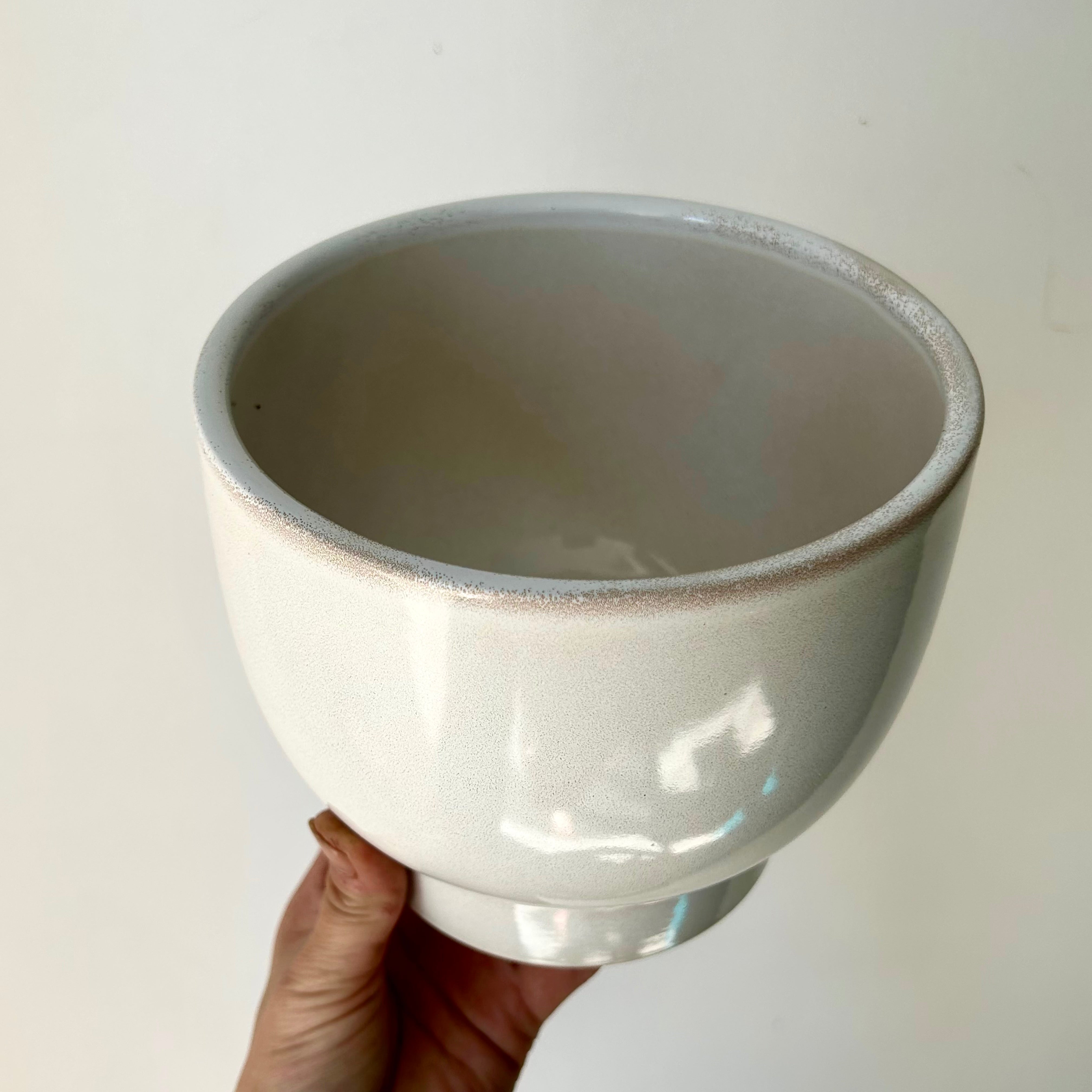 DARIA ceramic raised decorative planter Glossy PEARL (available in two sizes)