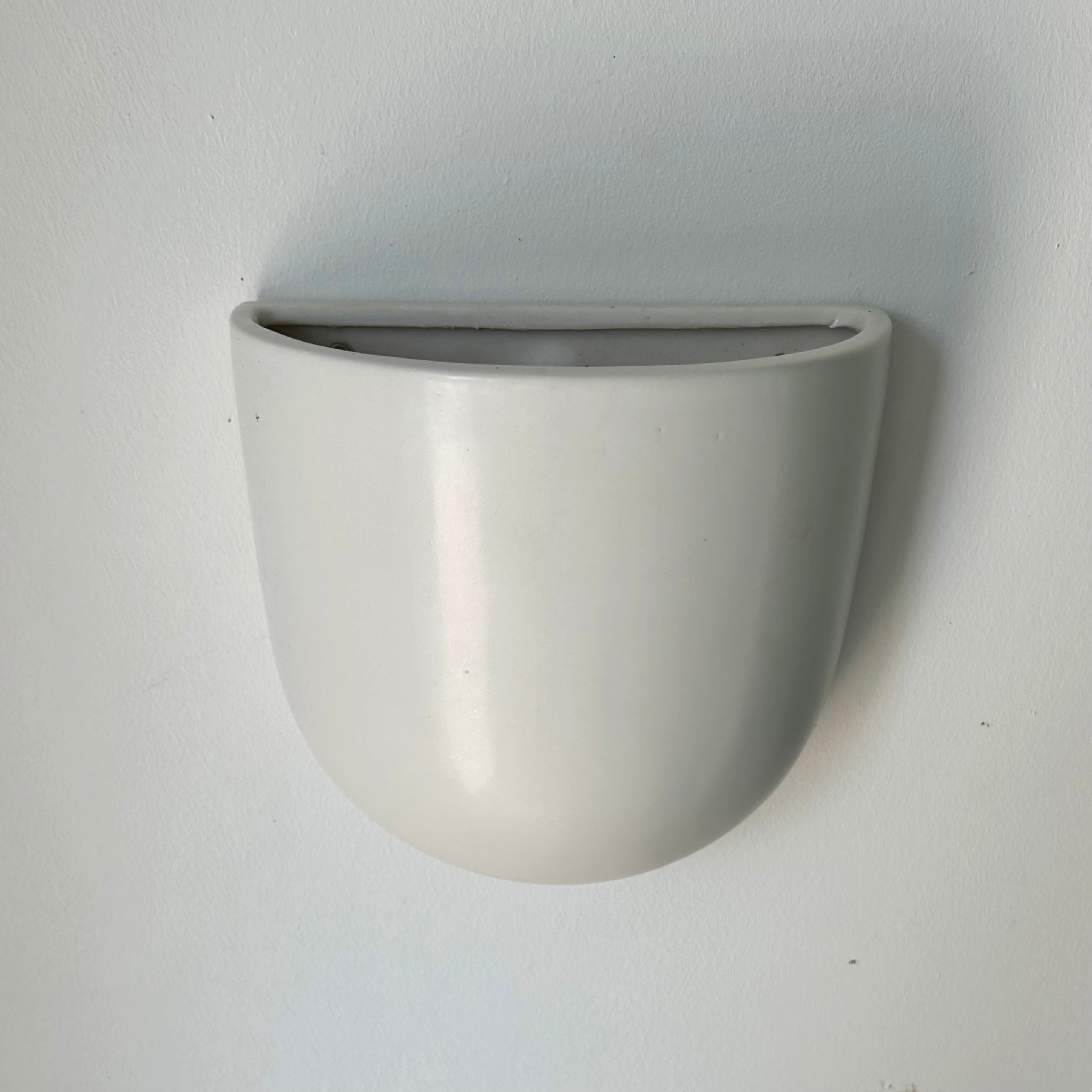Modern Ceramic Wall Pocket MATTE WHITE (7"X3.75"X6.75)