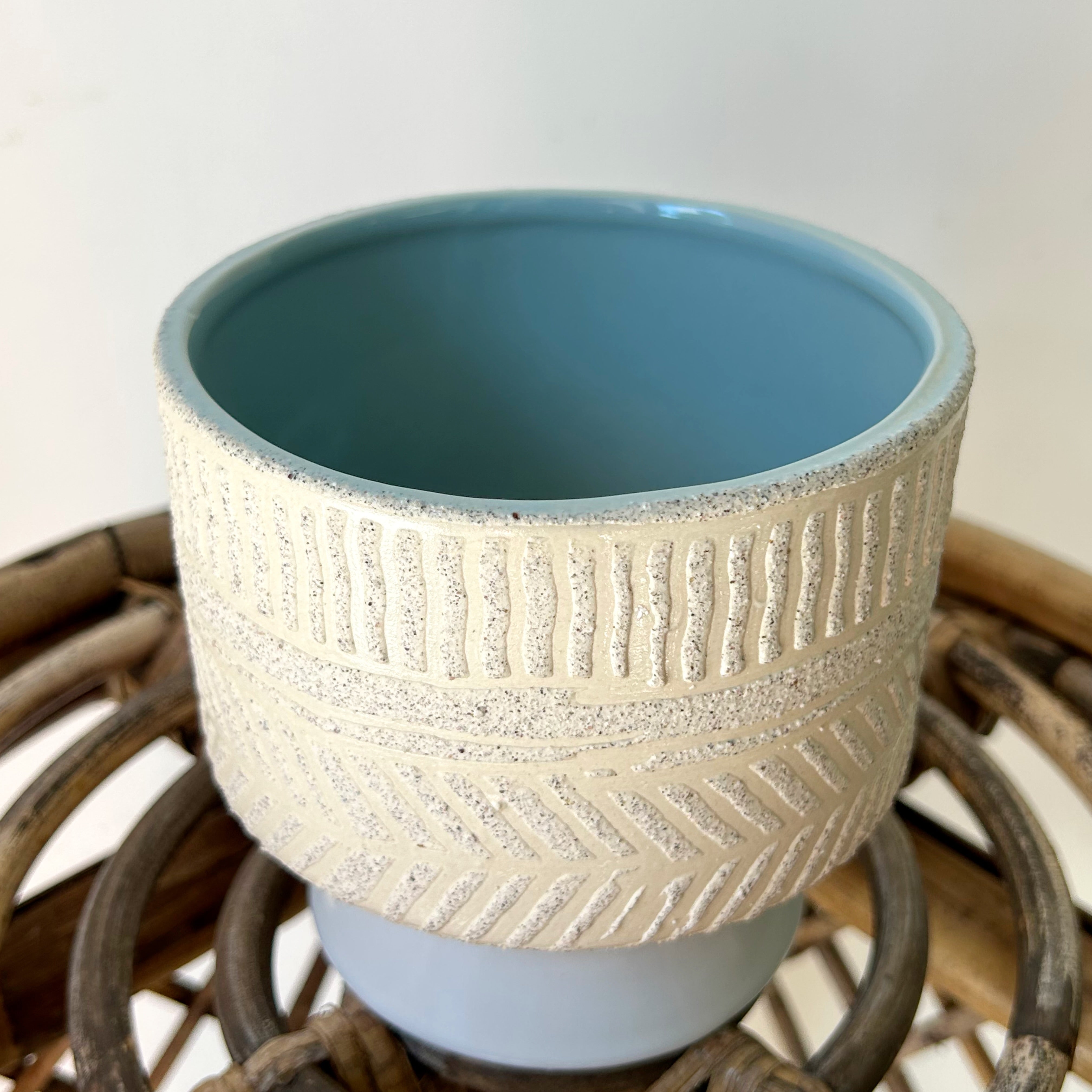 URSULA Raised Decorative Pot (4.5”x4.25”)