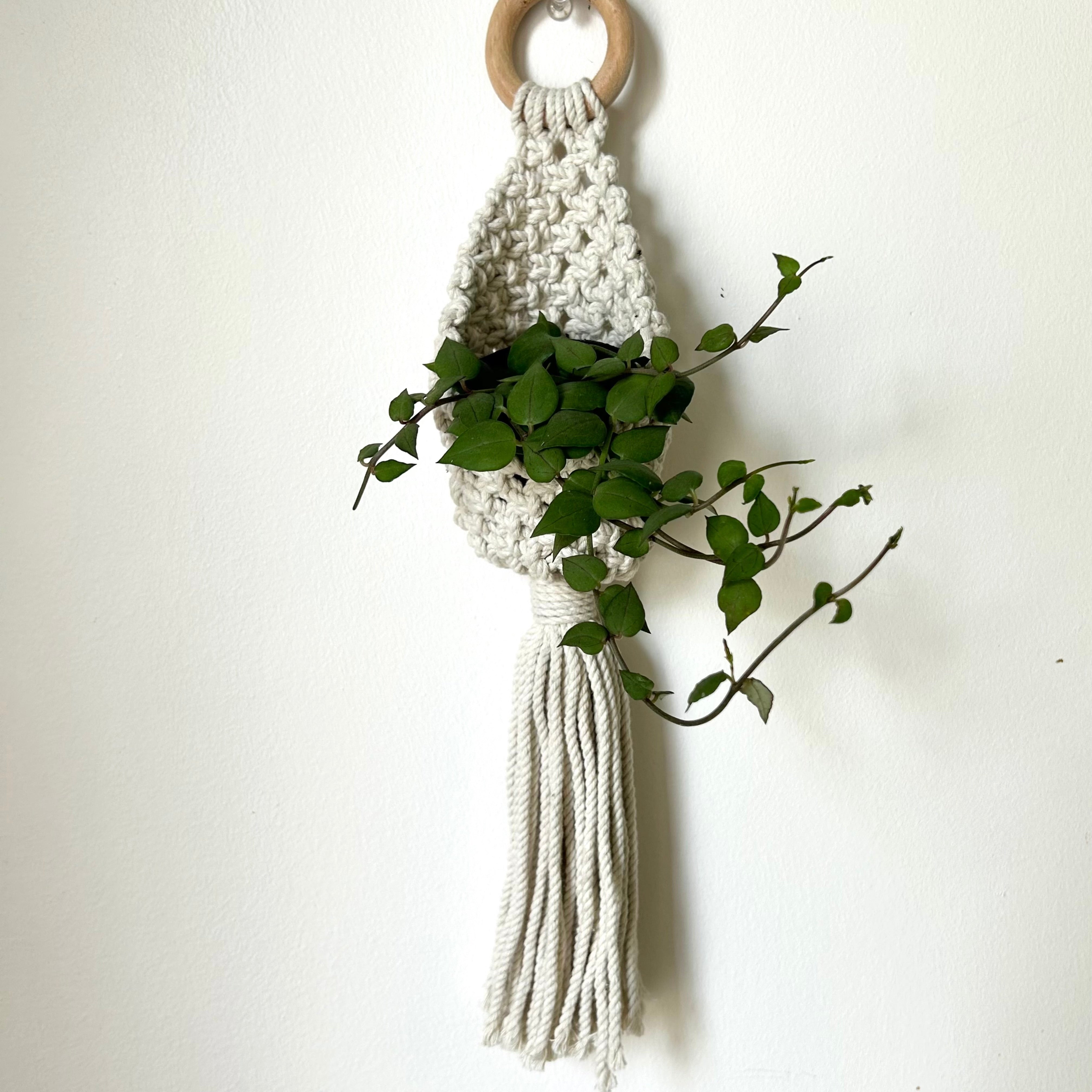 Mini Macrame Pouch (fits 2.5”pot)