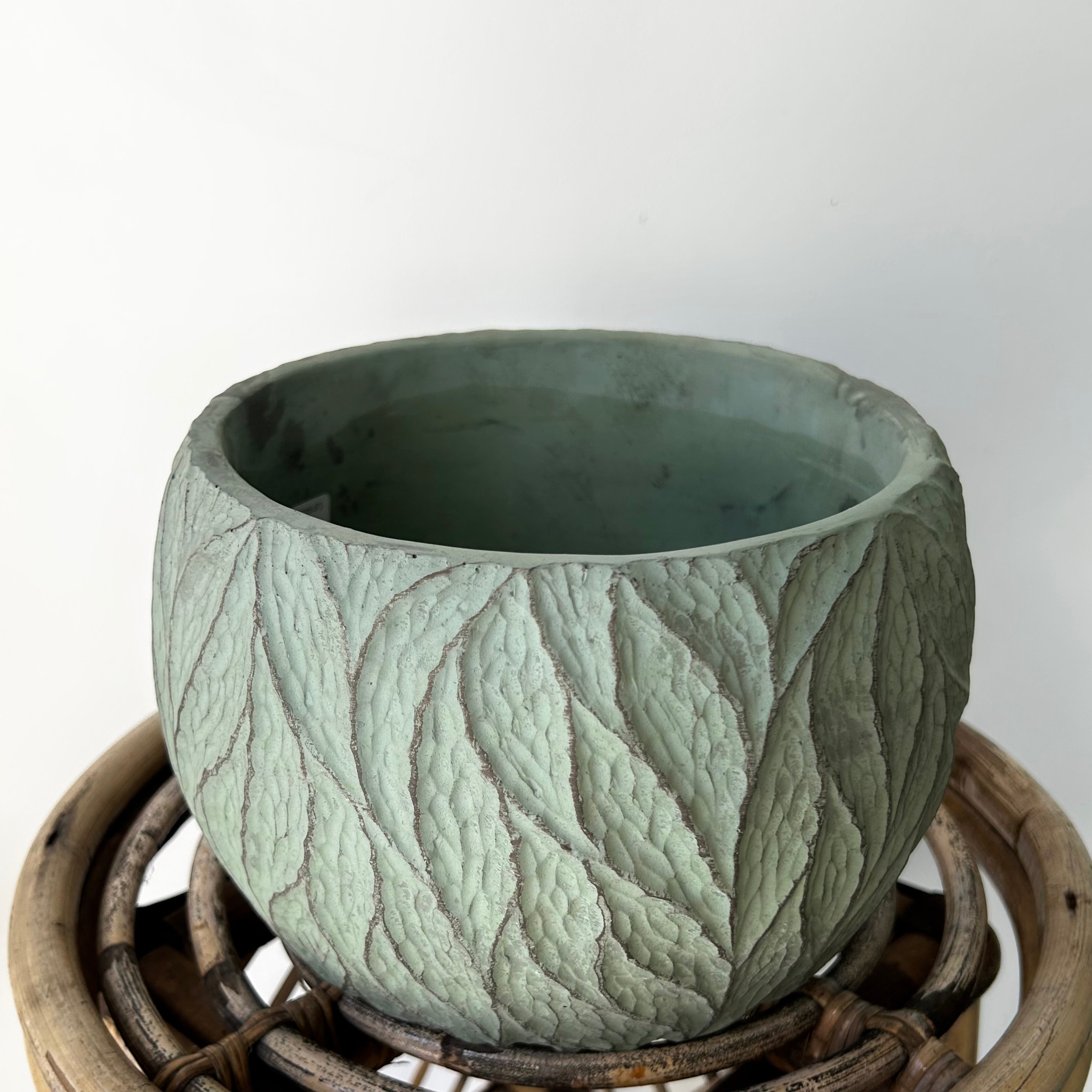 ALMA shallow decorative pot (7”X5.5”)
