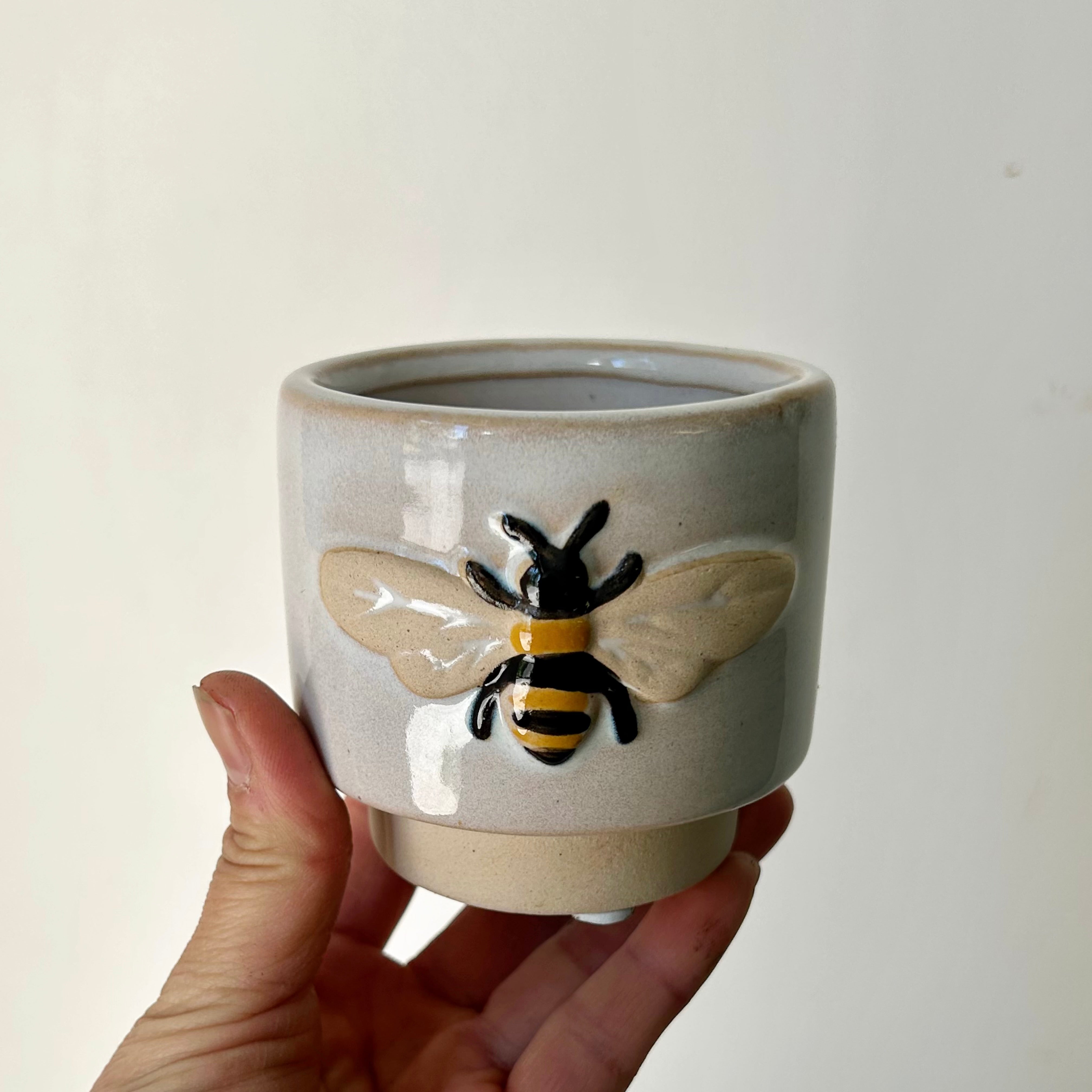 BUMBLE BEE Decorative Pot (3”x3”)