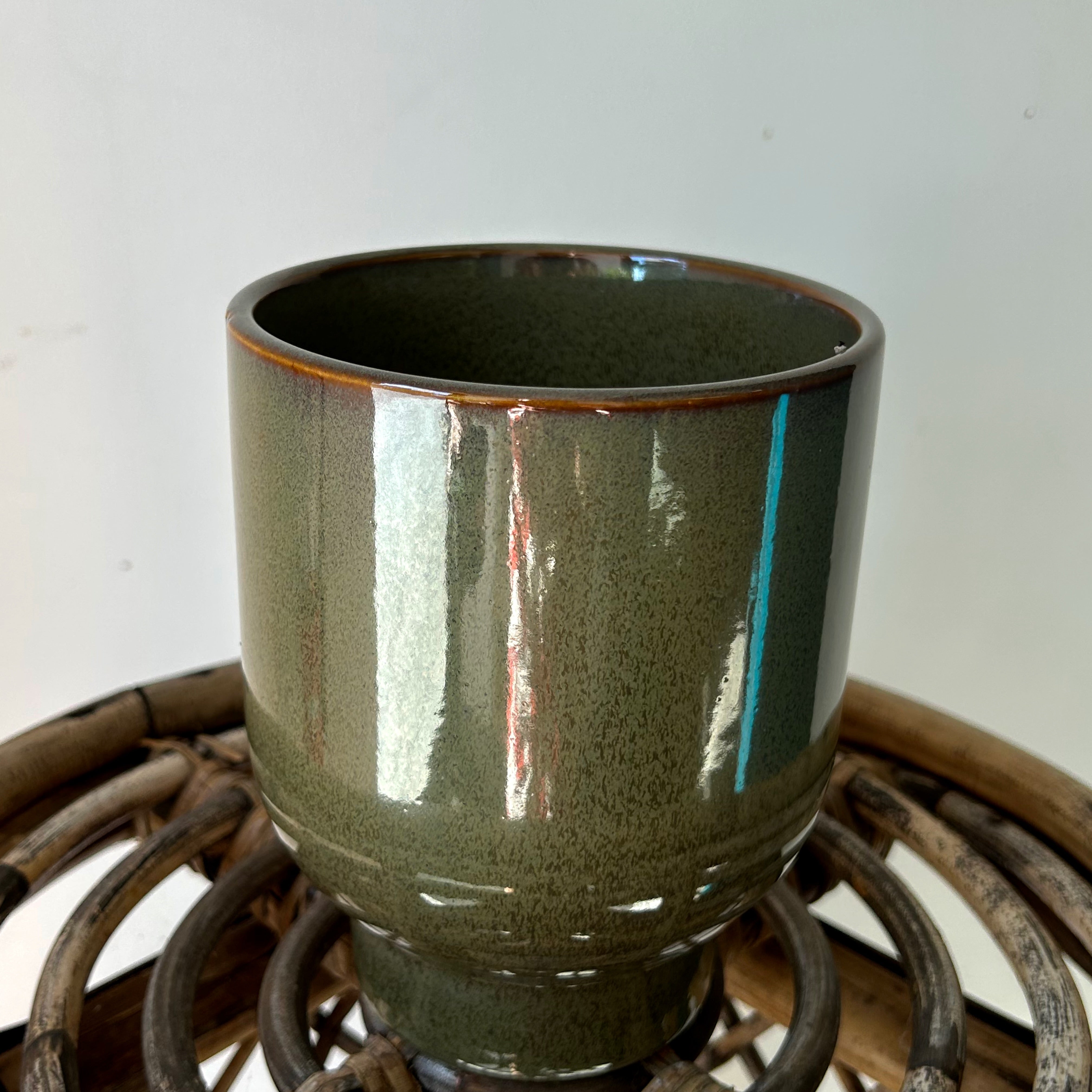 ELLIOT Glossy Modern Decorative Pot (Olive Green) 4.5"”x5.5”