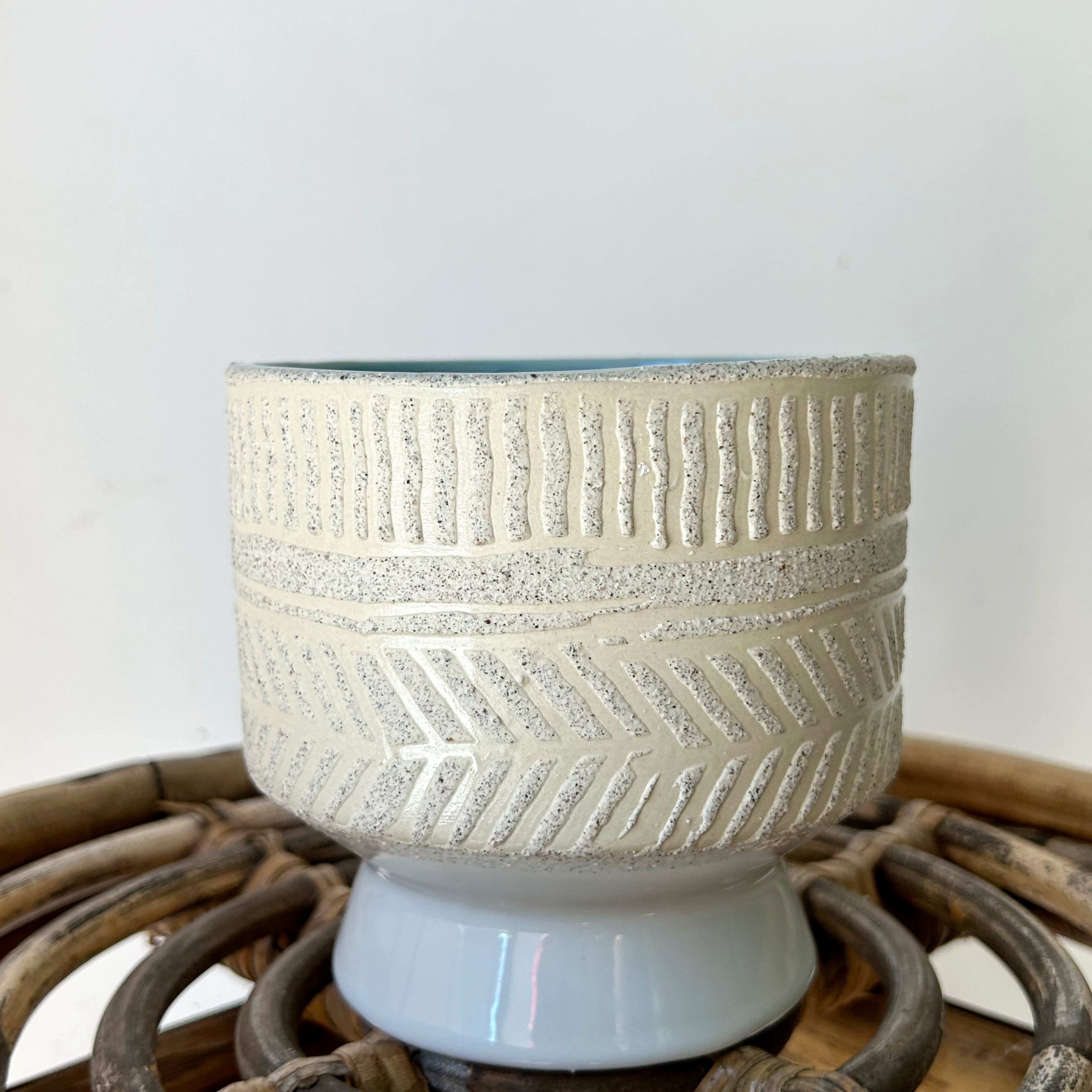 URSULA Raised Decorative Pot (4.5”x4.25”)