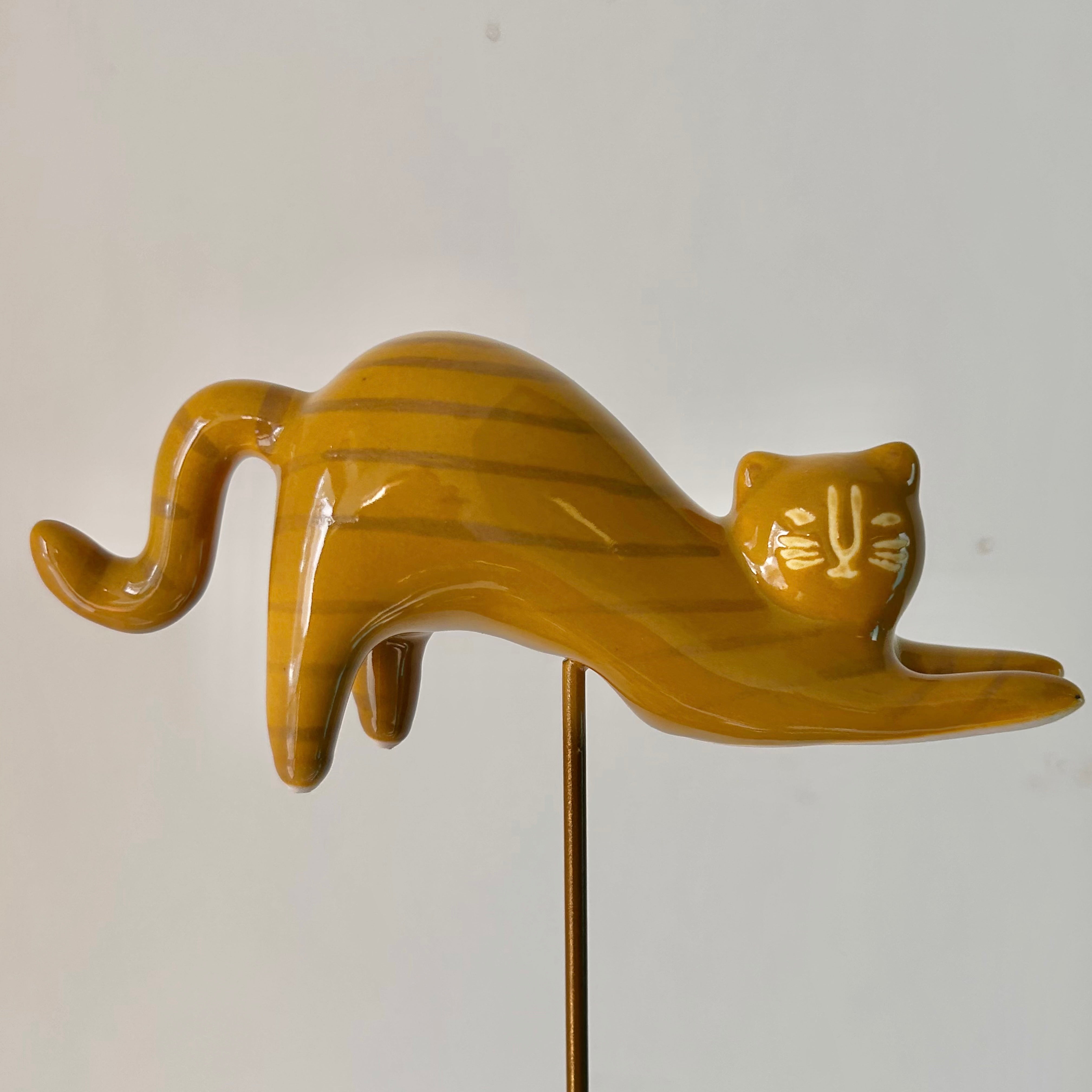 CURIOUS CATS-Ceramic Decorative Accents