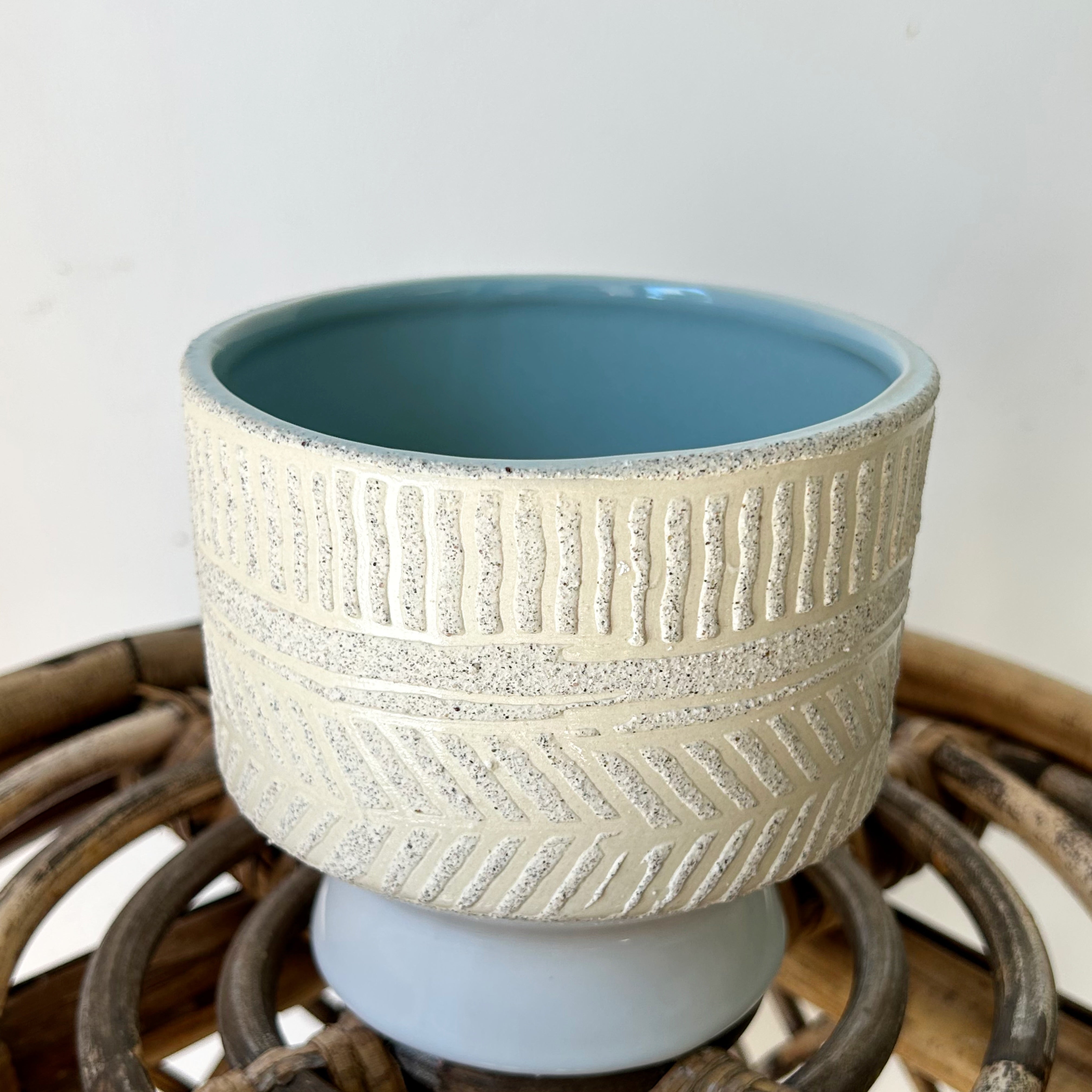 URSULA Raised Decorative Pot (4.5”x4.25”)