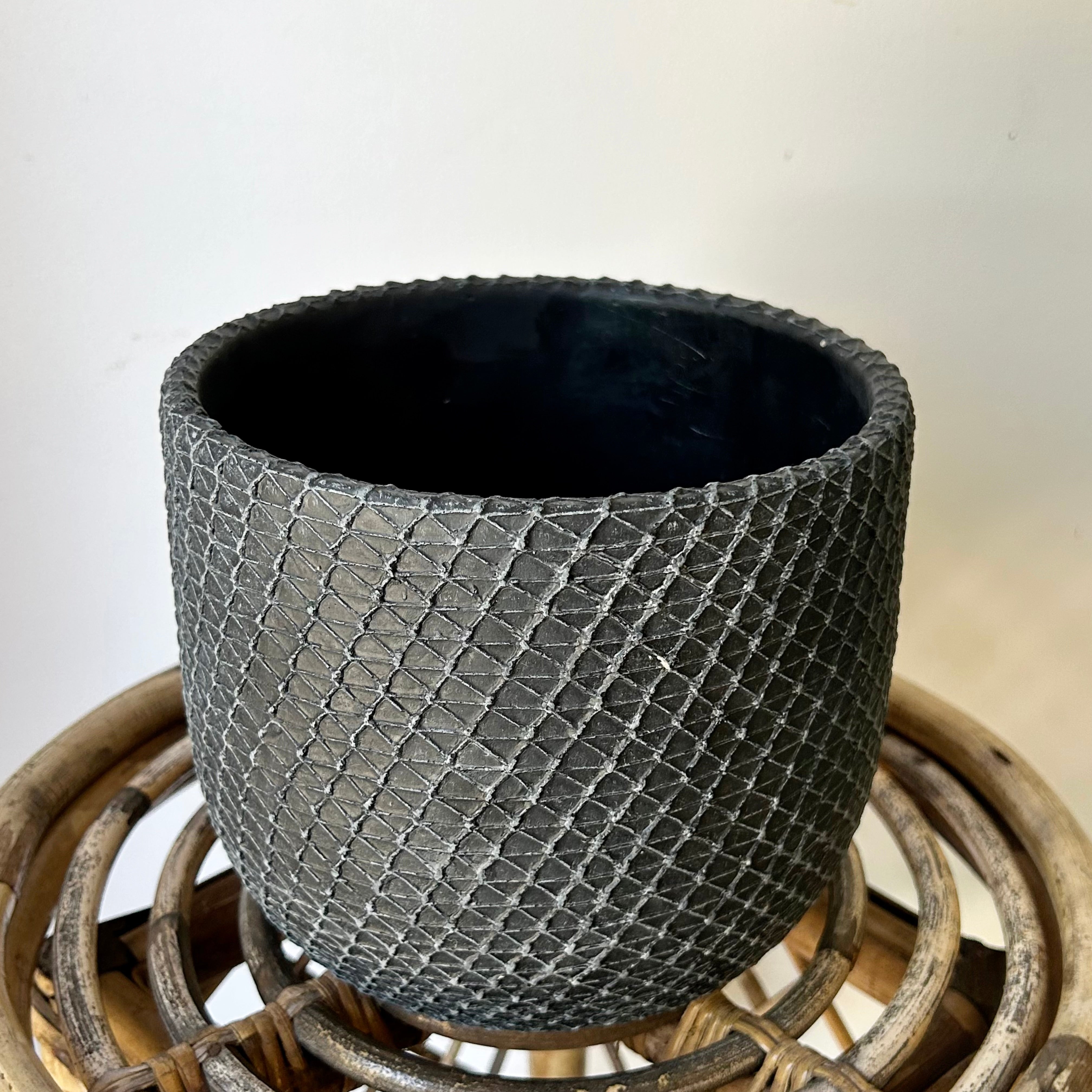 COMET Decorative Cement Pot (6.5”x5.75”)