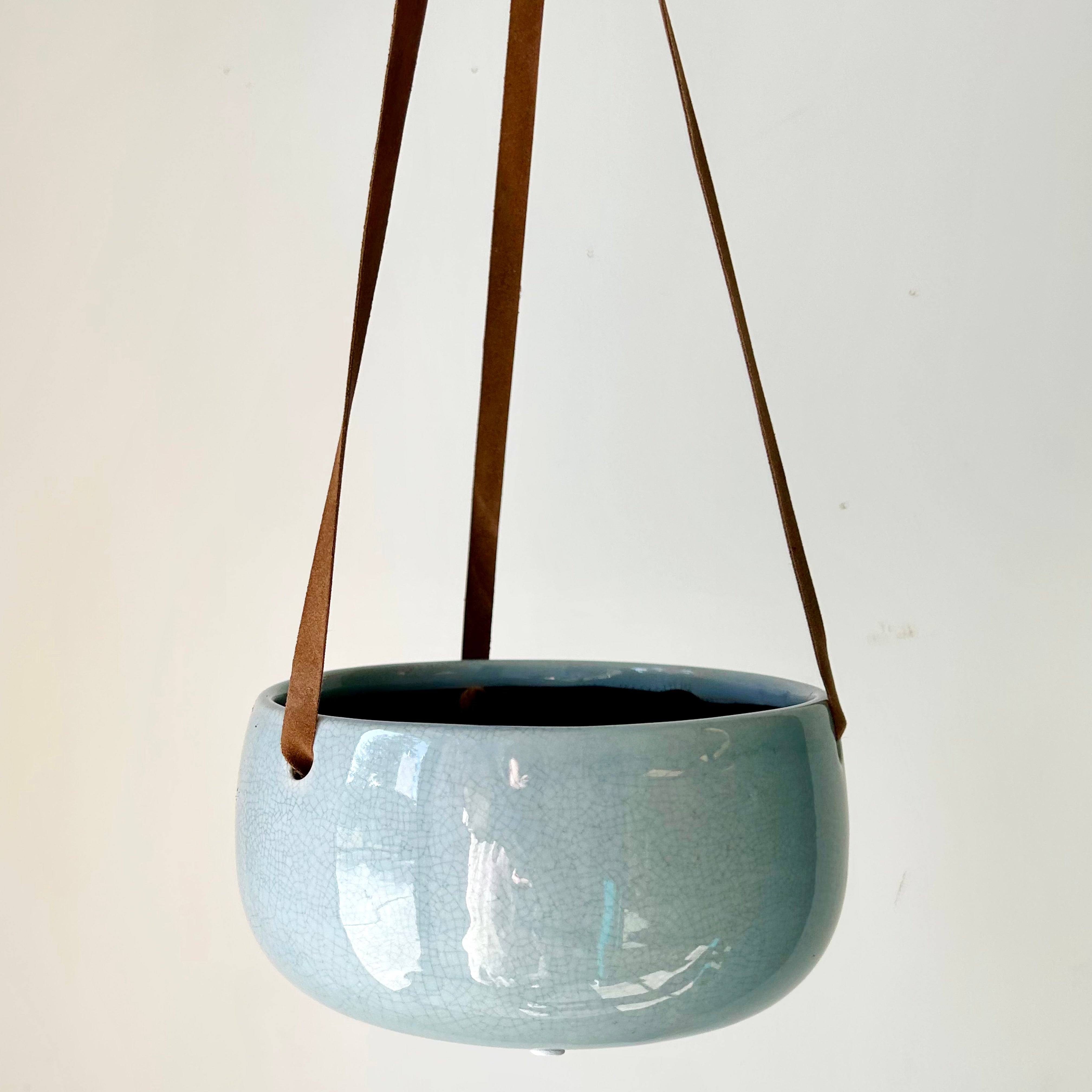 ASTRID hanging planter (6”X3”) POWDER BLUE
