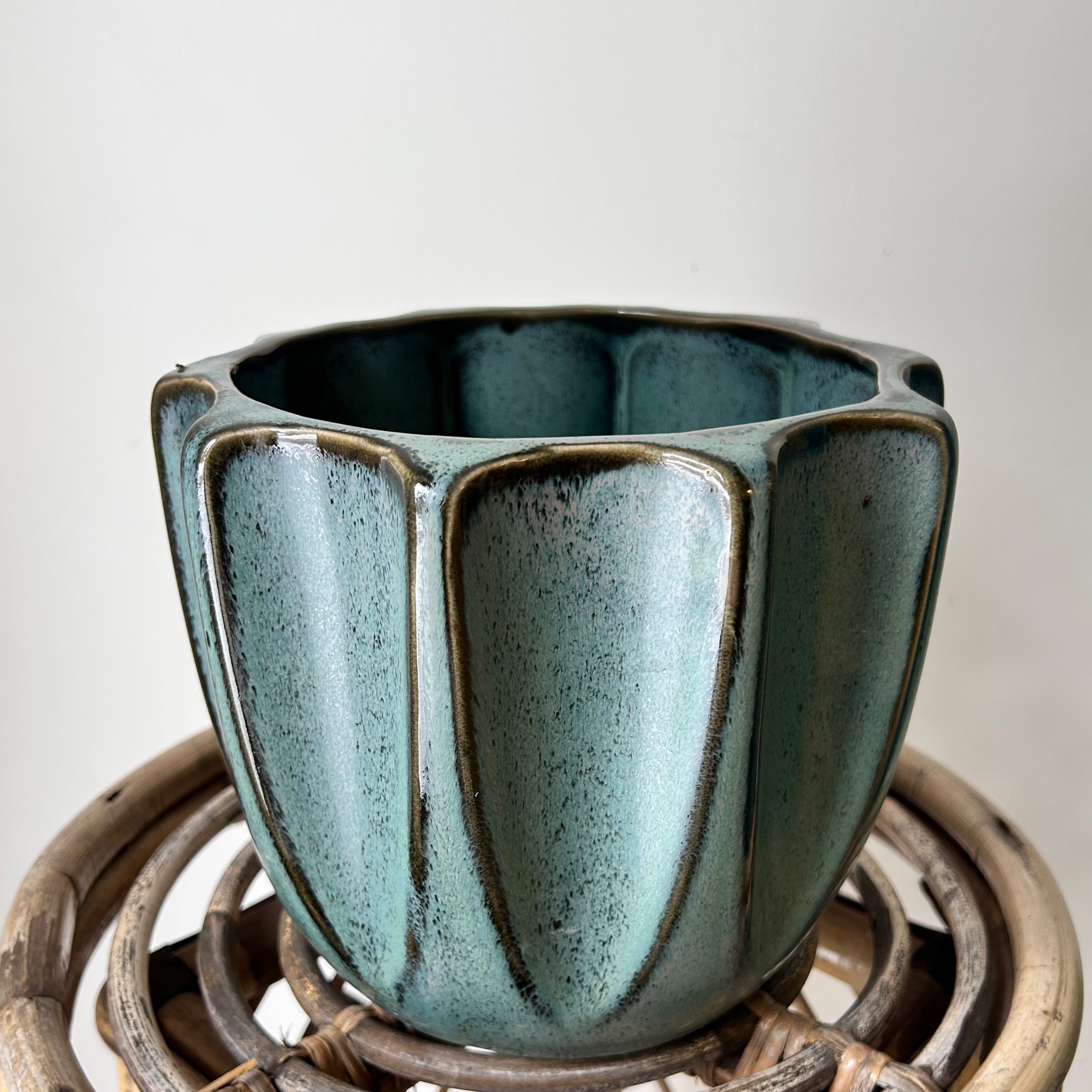 BEAUMONT decorative pot (6.5”x6.5”)